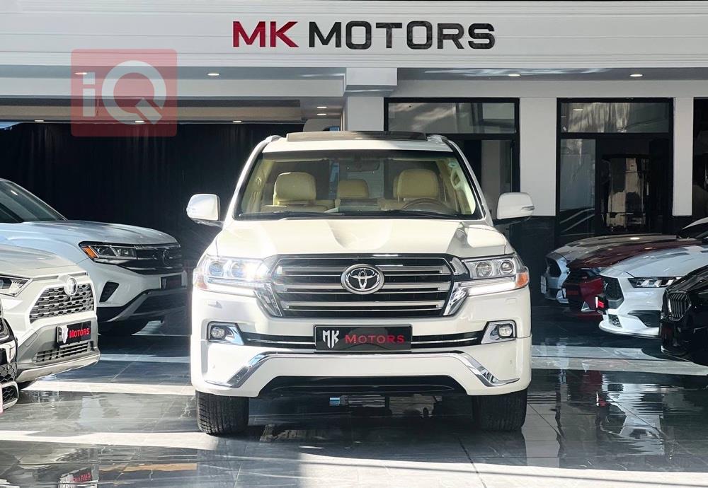 تويوتا لاندكروزر